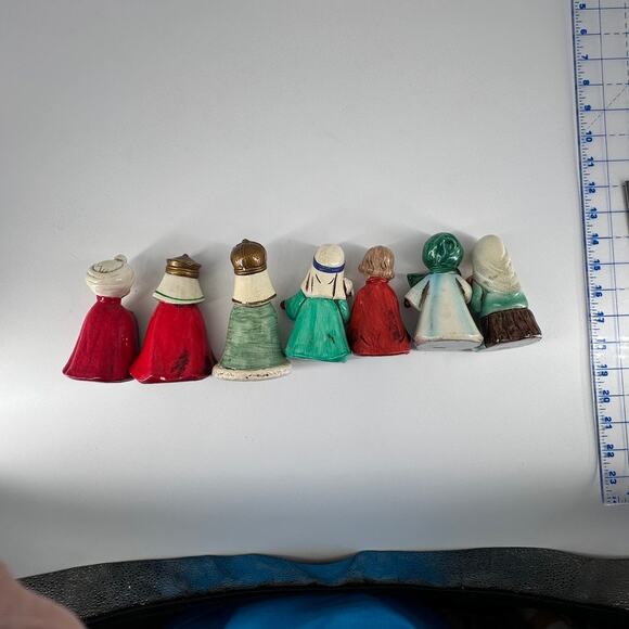 Vintage Chalkware Nativity Set 7 Pc Hand Painted MY Korea Figurines - Picture 10 of 11